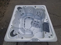 Sunrise 7 persoons jacuzzi en buitenspa - afbeelding 13 van  29