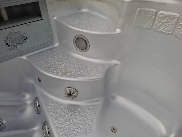 Sunrise 7 persoons jacuzzi en buitenspa - afbeelding 16 van  29
