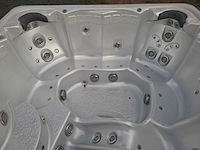 Sunrise 7 persoons jacuzzi en buitenspa - afbeelding 19 van  29