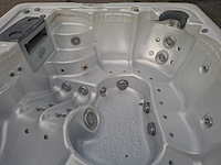 Sunrise 7 persoons jacuzzi en buitenspa - afbeelding 21 van  29