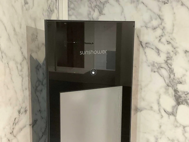 Sunshower - afbeelding 3 van  3