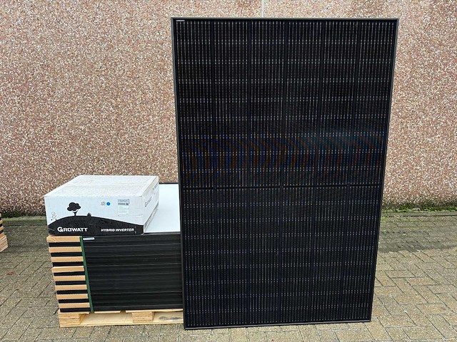 Suntech - set van 16 zonnepanelen (405 wp) - growatt 6 kw omvormer - afbeelding 1 van  4