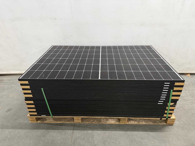 Suntech - set van 18 zonnepanelen (405 wp) - sma 5kw omvormer - afbeelding 2 van  7
