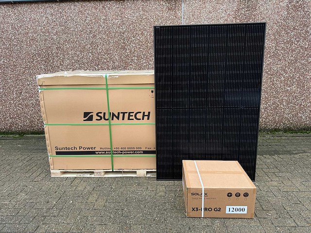 Suntech - set van 36 zonnepanelen (405 wp) - solax 12 kw omvormer - afbeelding 1 van  9
