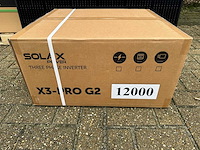 Suntech - set van 36 zonnepanelen (405 wp) - solax 12 kw omvormer - afbeelding 6 van  9