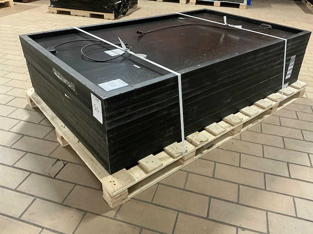 Suntech stp305s-20wfhb zonnepaneel (11x) - afbeelding 1 van  5