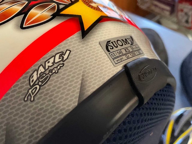 Suomy - limited edition 0180/1000 - bargy design max biaggi - afbeelding 8 van  8