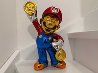 Super mario bros sculptuur - afbeelding 1 van  3
