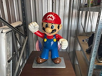Super mario nintendo collectible beeld - afbeelding 2 van  2