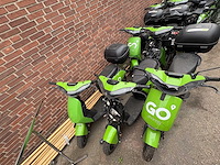 Super soco - go sharing - e-scooter (9x) - afbeelding 3 van  8