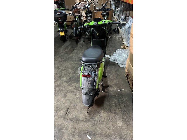 Super soco - go sharing - e-scooter - afbeelding 5 van  6