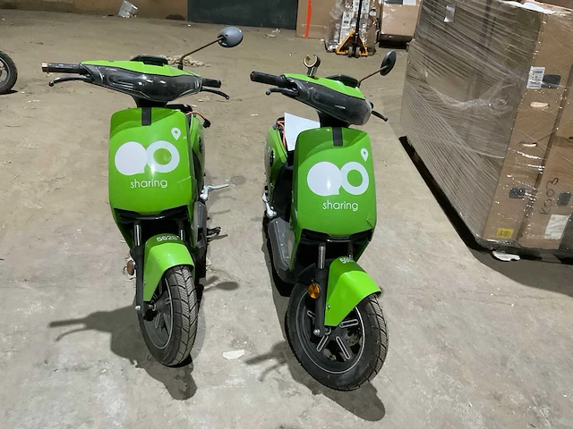 Super soco cux go sharing e-scooter (2x) - afbeelding 6 van  13