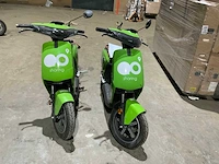 Super soco cux go sharing e-scooter (2x) - afbeelding 6 van  13