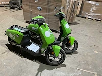 Super soco cux go sharing e-scooter (2x) - afbeelding 7 van  13