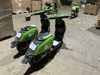 Super soco cux go sharing e-scooter (2x) - afbeelding 9 van  13