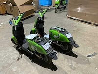 Super soco cux go sharing e-scooter (2x) - afbeelding 11 van  13
