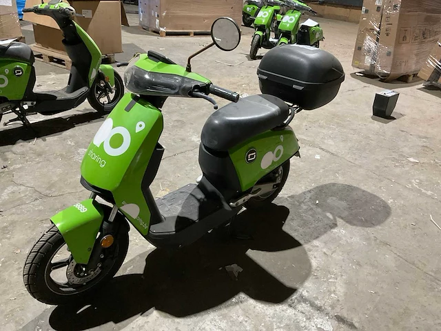 Super soco cux go sharing e-scooter - afbeelding 1 van  17