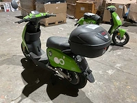 Super soco cux go sharing e-scooter - afbeelding 15 van  17