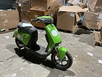 Super soco cux go sharing e-scooter - afbeelding 9 van  15