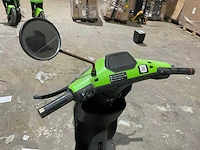 Super soco cux go sharing e-scooter - afbeelding 13 van  15