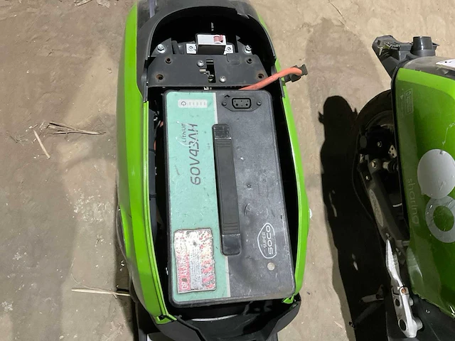 Super soco cux go sharing e-scooter - afbeelding 5 van  13
