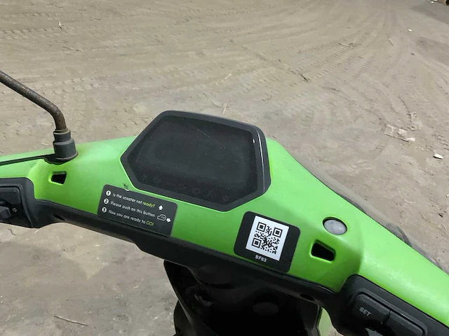 Super soco cux go sharing e-scooter - afbeelding 13 van  13