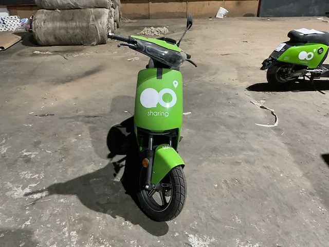 Super soco cux go sharing e-scooter - afbeelding 7 van  14