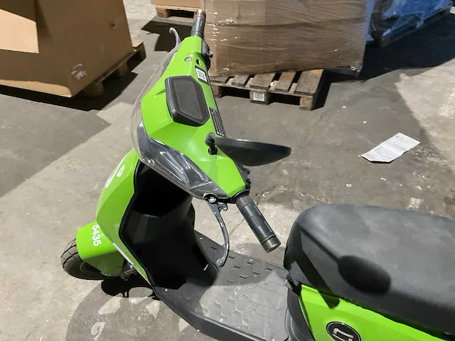 Super soco cux go sharing e-scooter - afbeelding 2 van  13