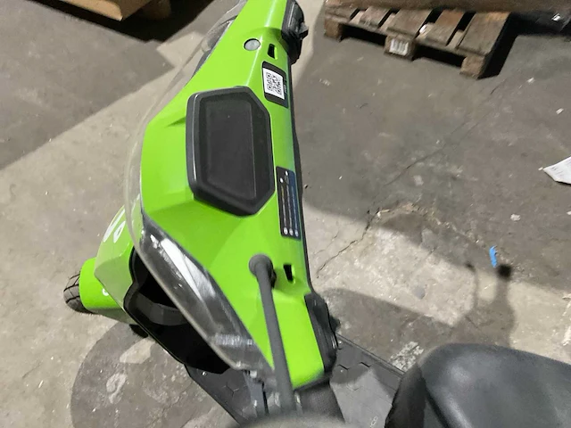Super soco cux go sharing e-scooter - afbeelding 3 van  13