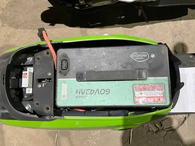 Super soco cux go sharing e-scooter - afbeelding 5 van  13