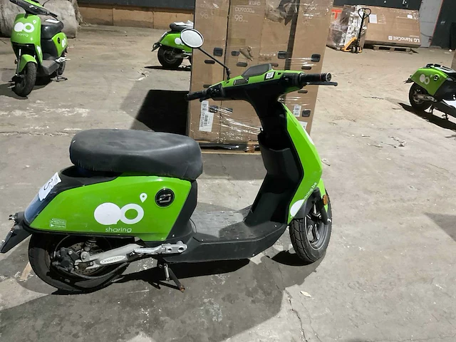 Super soco cux go sharing e-scooter - afbeelding 8 van  13