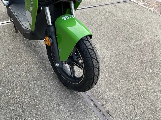 Super soco go sharing cux e-scooter - afbeelding 8 van  18