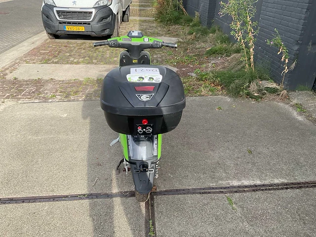 Super soco go sharing cux e-scooter - afbeelding 17 van  19