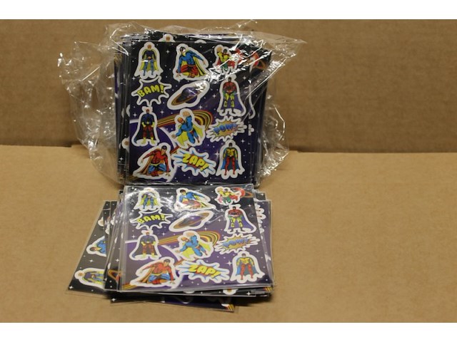 Superheld stickers 137 stuks in krat f - afbeelding 1 van  3