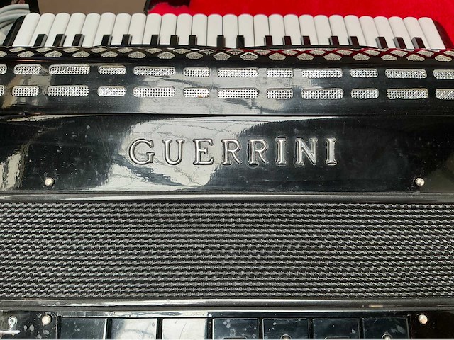 Superior 9 accordeon muziekinstrument - afbeelding 10 van  14