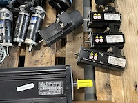 Superior electric, staubli - partij elektromotoren, servomotoren, vertragingsmotoren - afbeelding 8 van  13