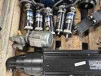 Superior electric, staubli - partij elektromotoren, servomotoren, vertragingsmotoren - afbeelding 9 van  13