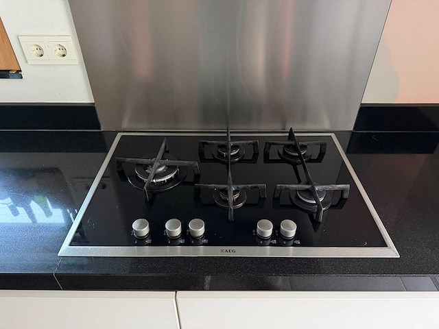 Superkeukens - keuken met aeg / miele apparatuur - afbeelding 4 van  24