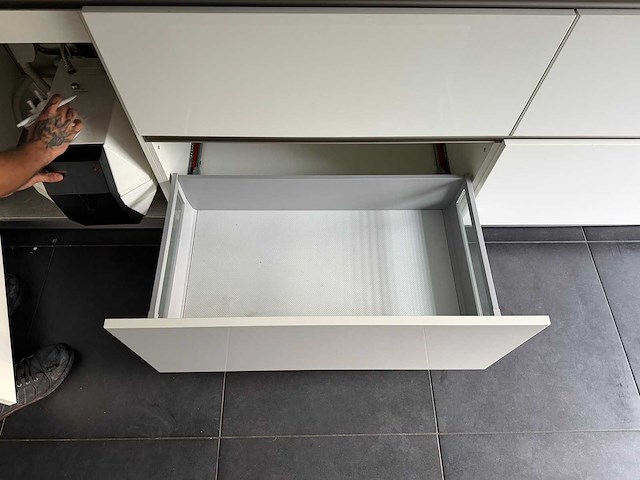 Superkeukens - keuken met aeg / miele apparatuur - afbeelding 7 van  24