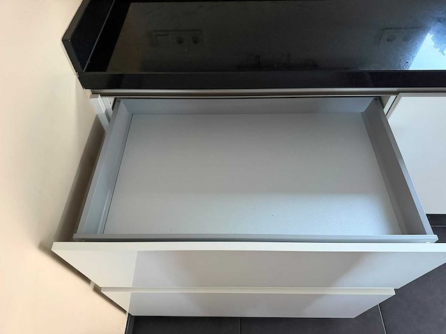 Superkeukens - keuken met aeg / miele apparatuur - afbeelding 14 van  24