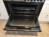 Superkeukens - keuken met apparatuur - afbeelding 2 van  9