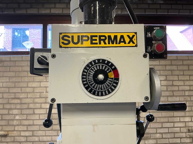 Supermax ycm-16vs cnc bedfreesmachine - afbeelding 2 van  29