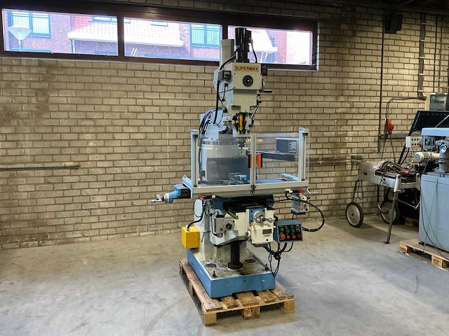 Supermax ycm-16vs cnc bedfreesmachine - afbeelding 1 van  29