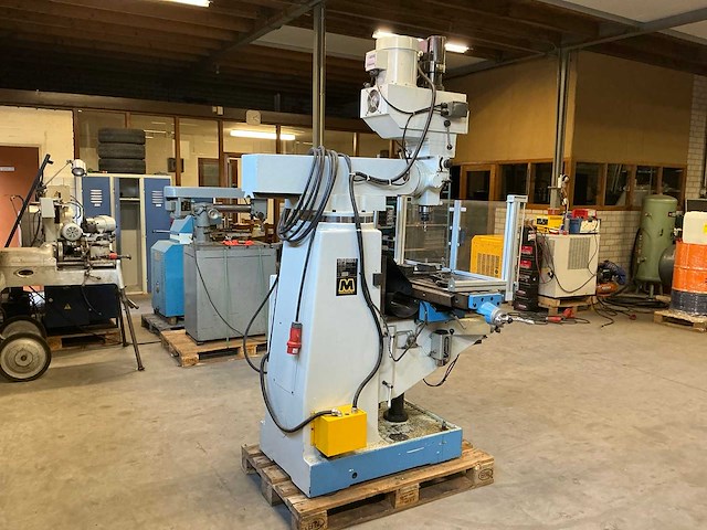 Supermax ycm-16vs cnc bedfreesmachine - afbeelding 25 van  29