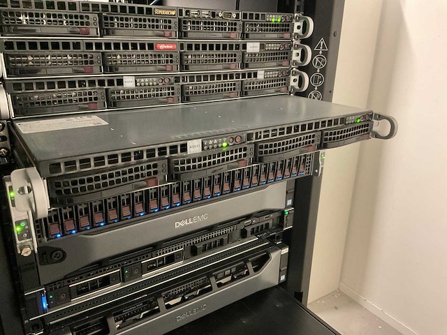 Supermicro 808-10 server - afbeelding 2 van  2