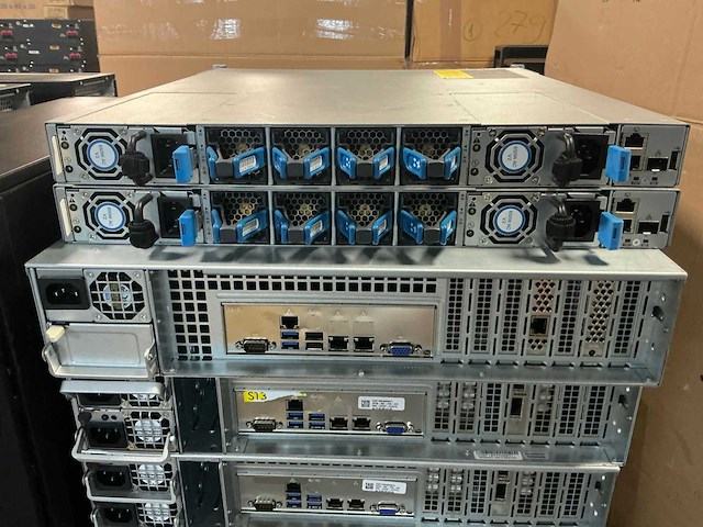 Supermicro cse-216 server - afbeelding 1 van  2