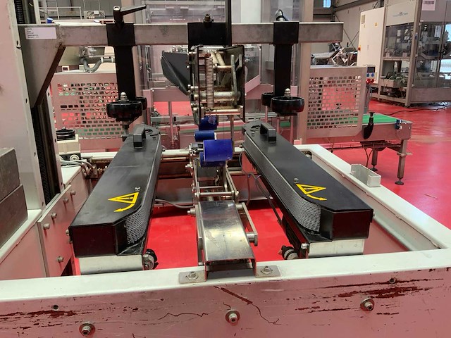 Supertape systems supertape h-7.2 dozen sluitmachine - afbeelding 2 van  13