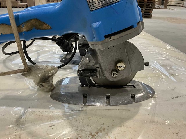 Suprena cr-100a textiel knip machine (2x) - afbeelding 5 van  6