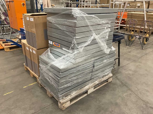 Sur geïsoleerde boiler vloerplaat (24x) - afbeelding 1 van  3