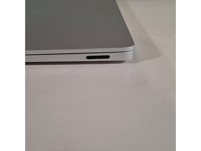 Surface laptop, microsoft, model 2036 / 7th edition - afbeelding 12 van  15